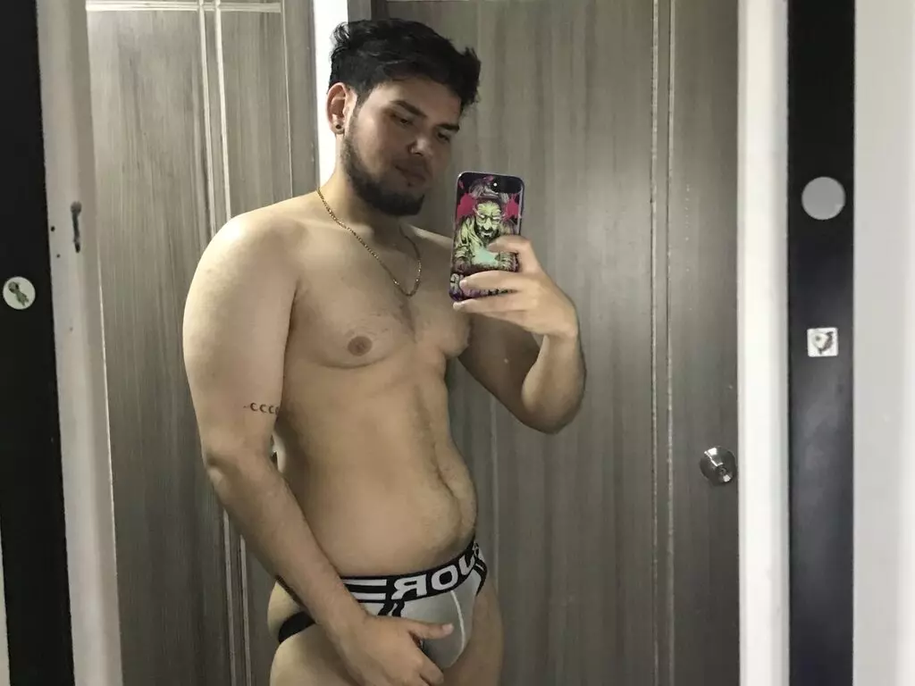 AndrewFlash's Live Nude Chat
