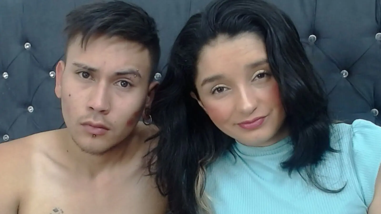 CarolinaAndSeb's Live Nude Chat