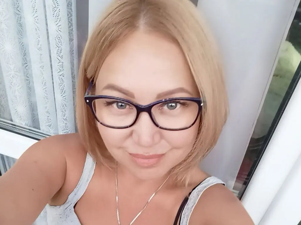 LanaRobby's Live Nude Chat