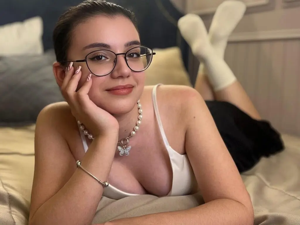 PaulineHeaven's Live Nude Chat