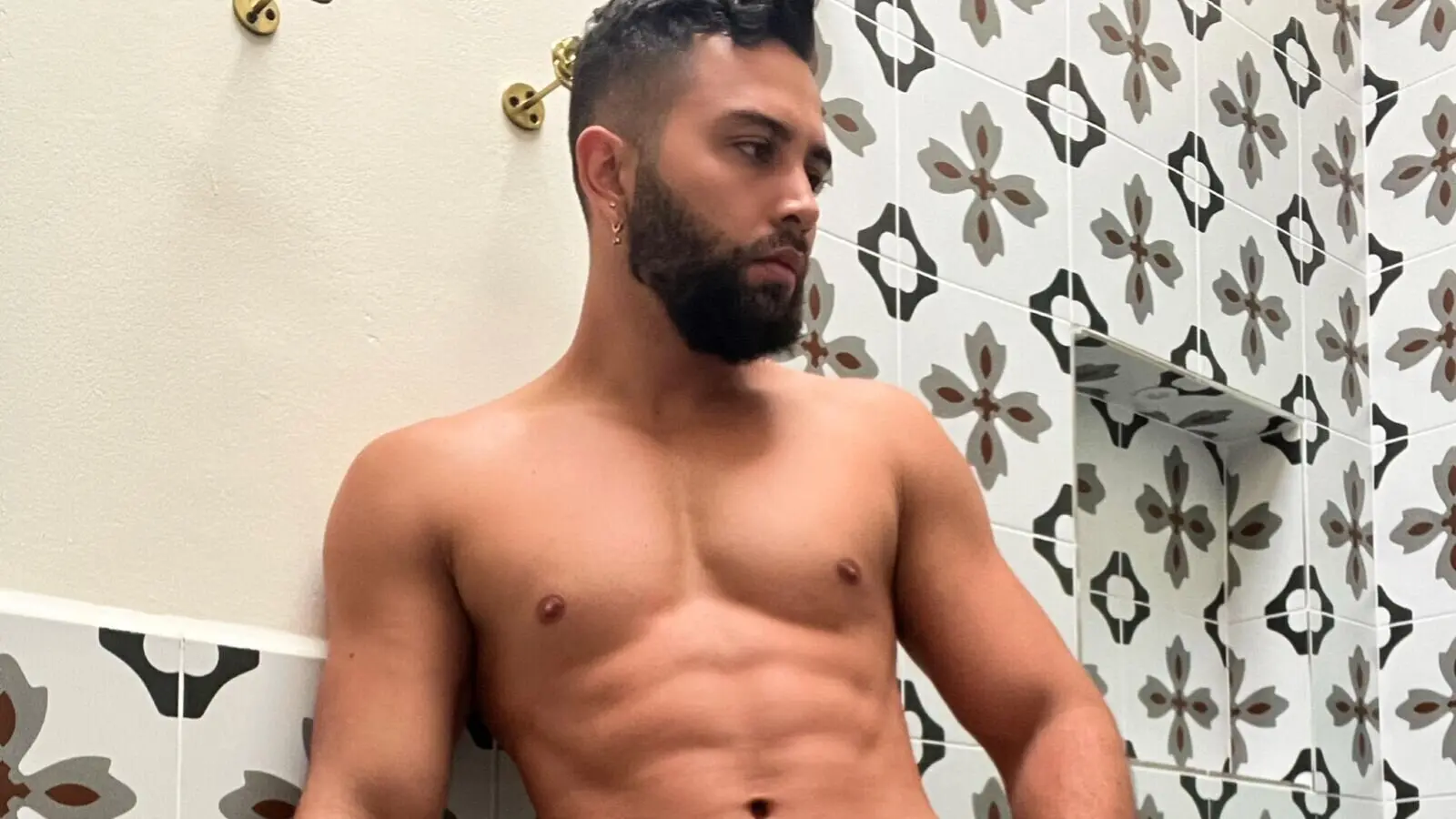 SantiagoMarine's Live Nude Chat